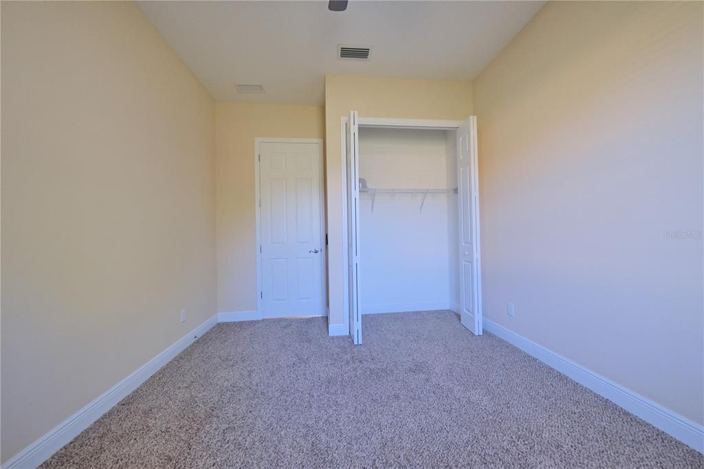 合同活跃: $829,000 (4 贝兹, 3 浴室, 3164 平方英尺)