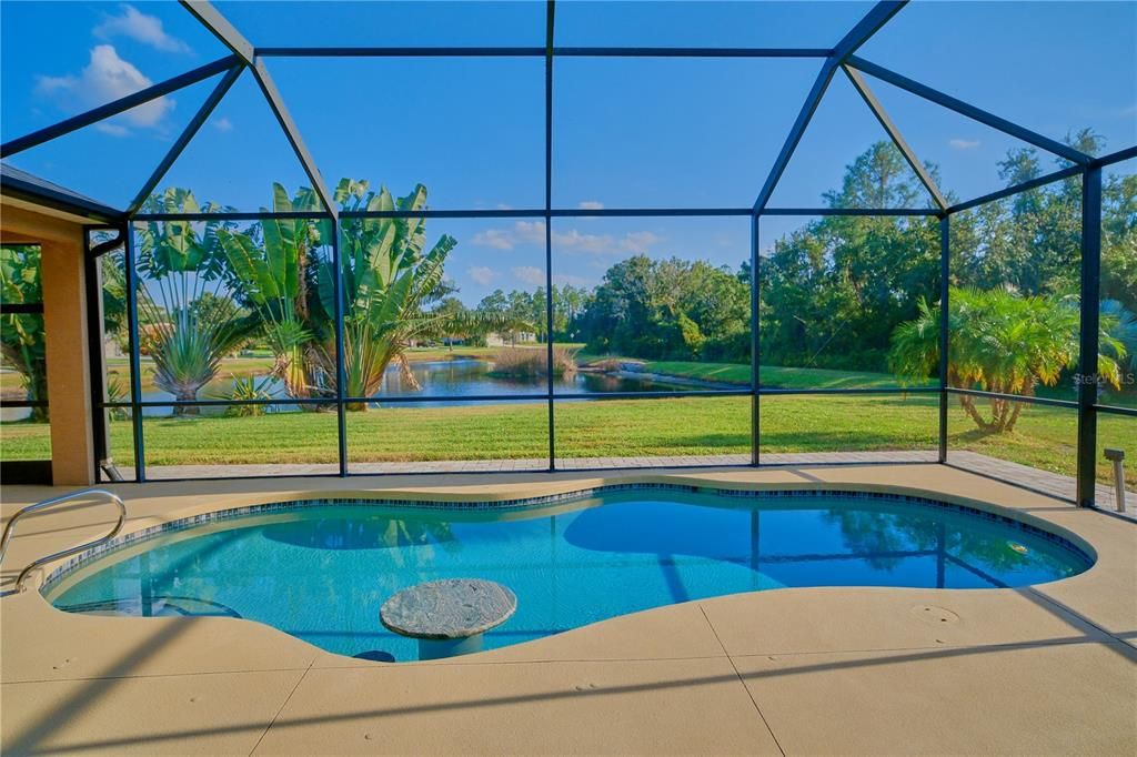 合同活跃: $829,000 (4 贝兹, 3 浴室, 3164 平方英尺)