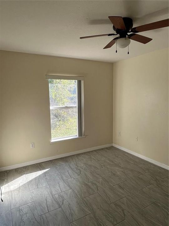 For Rent: $1,800 (4 beds, 2 baths, 2088 Square Feet)