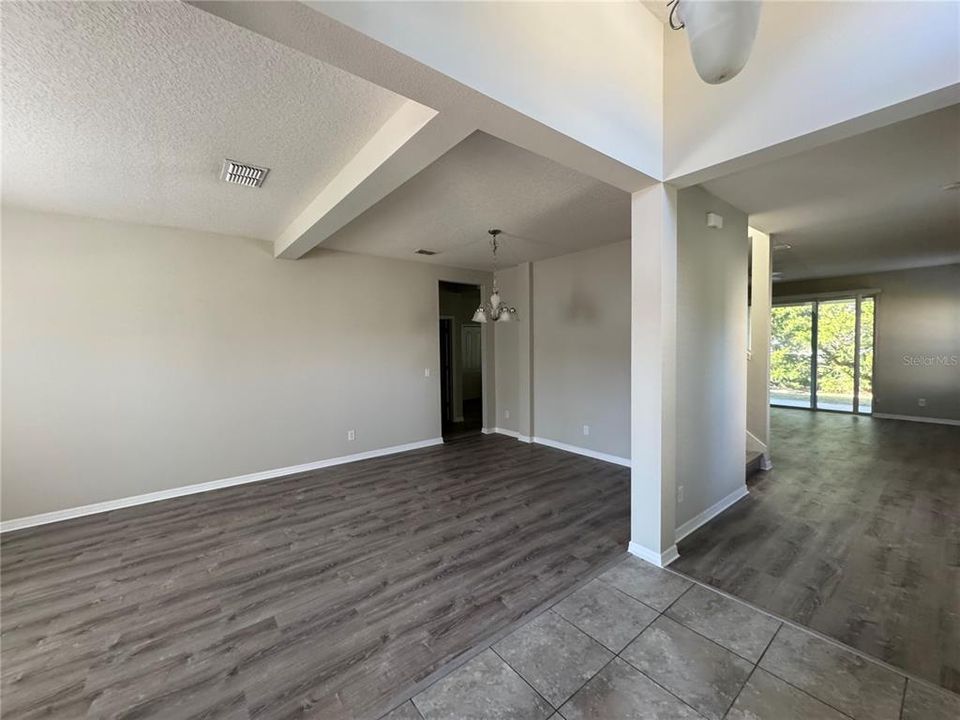 For Rent: $2,695 (5 beds, 3 baths, 2926 Square Feet)