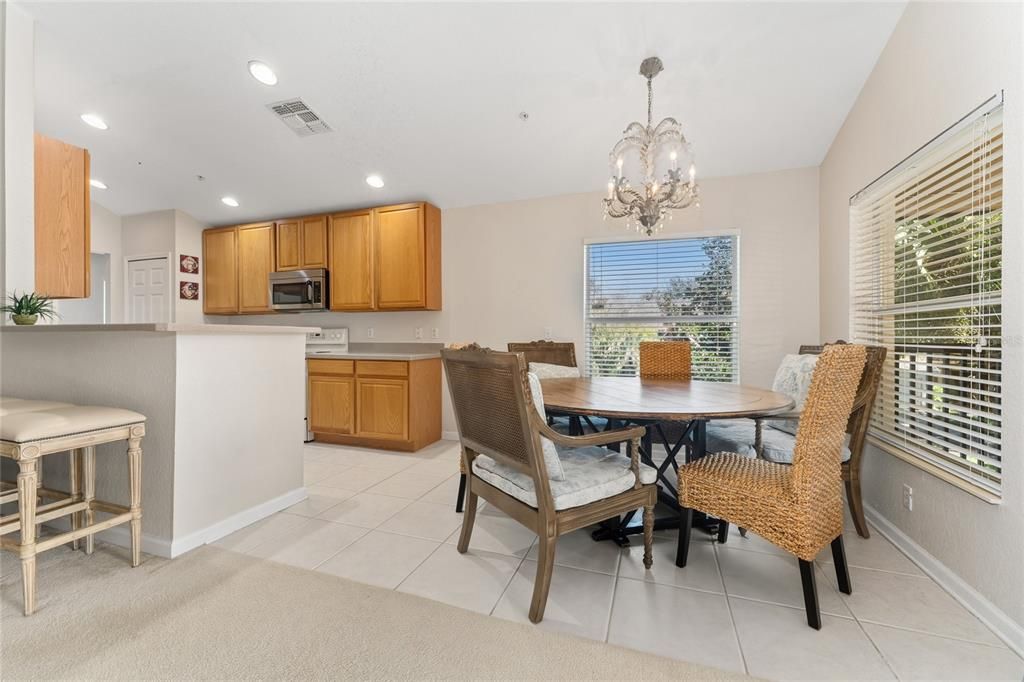 For Sale: $325,000 (3 beds, 2 baths, 1797 Square Feet)