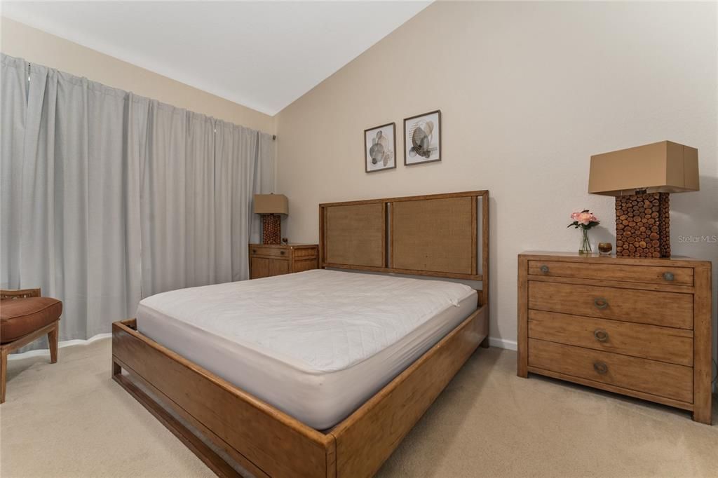 For Sale: $325,000 (3 beds, 2 baths, 1797 Square Feet)