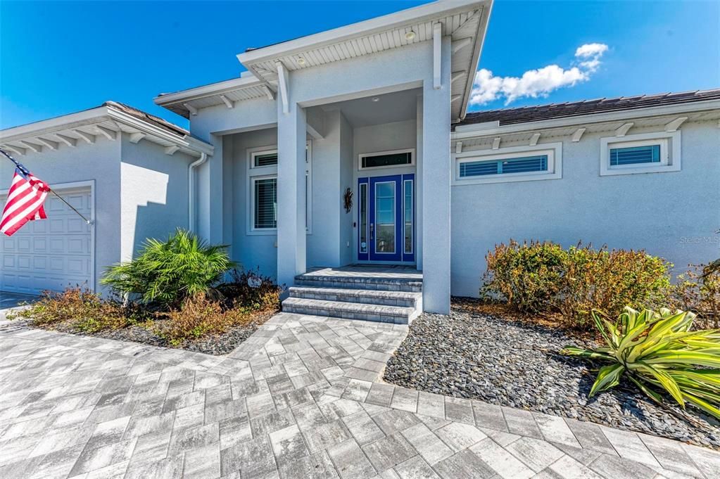 For Sale: $1,149,900 (3 beds, 2 baths, 2159 Square Feet)