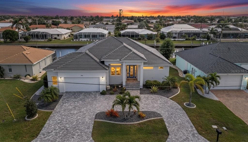 For Sale: $1,149,900 (3 beds, 2 baths, 2159 Square Feet)