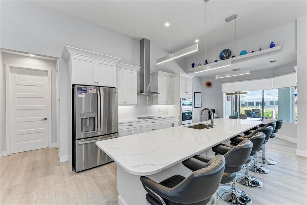 For Sale: $1,149,900 (3 beds, 2 baths, 2159 Square Feet)