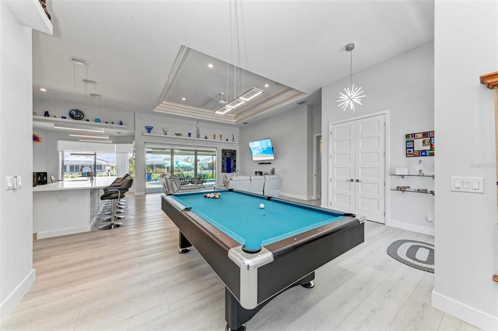 For Sale: $1,149,900 (3 beds, 2 baths, 2159 Square Feet)