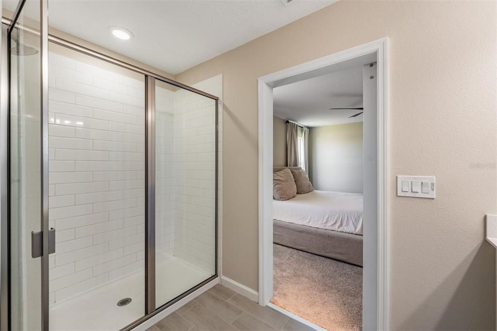 For Sale: $475,000 (4 beds, 3 baths, 2250 Square Feet)