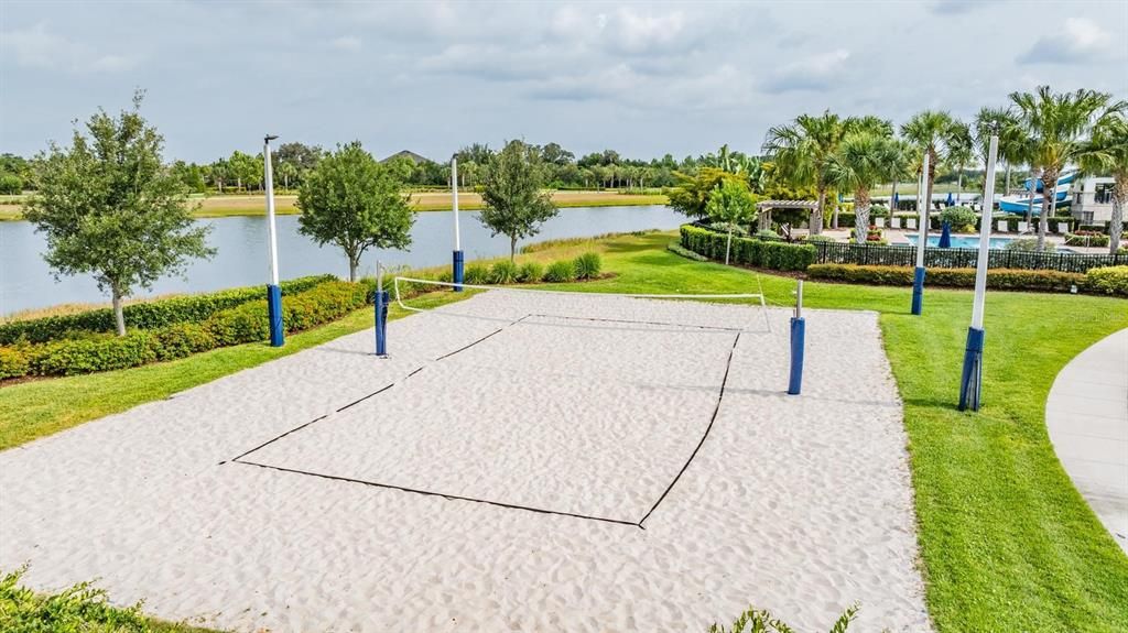 For Sale: $475,000 (4 beds, 3 baths, 2250 Square Feet)