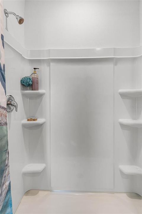 For Sale: $310,490 (4 beds, 2 baths, 1828 Square Feet)