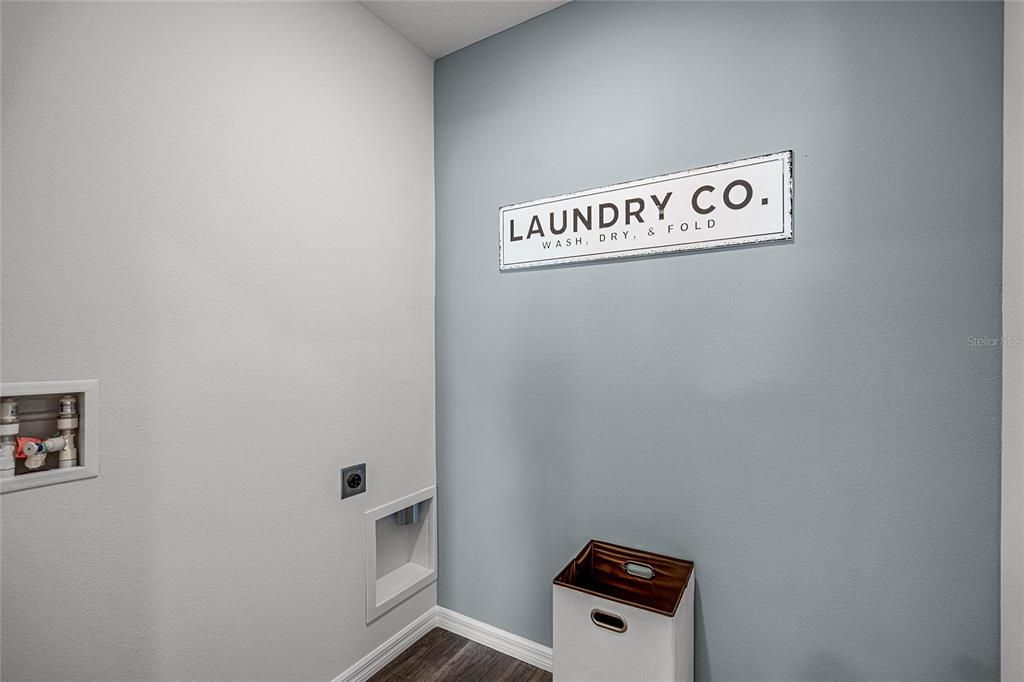 For Sale: $310,490 (4 beds, 2 baths, 1828 Square Feet)