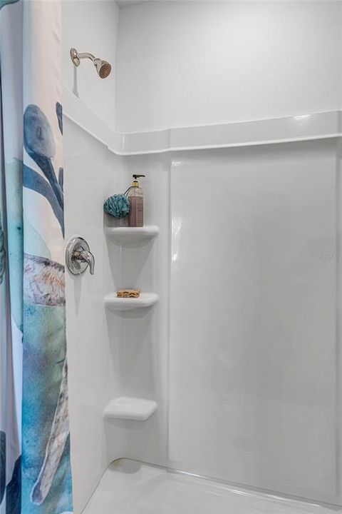 For Sale: $310,490 (4 beds, 2 baths, 1828 Square Feet)