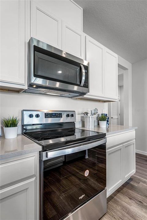 For Sale: $310,490 (4 beds, 2 baths, 1828 Square Feet)