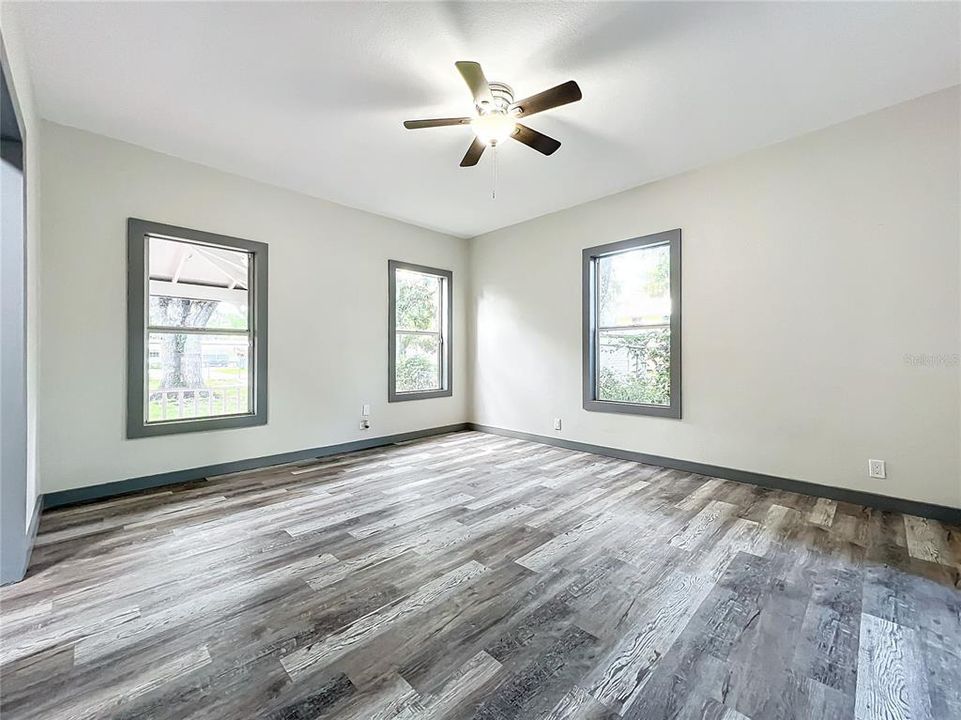 En Renta: $2,650 (4 camas, 3 baños, 2228 Pies cuadrados)