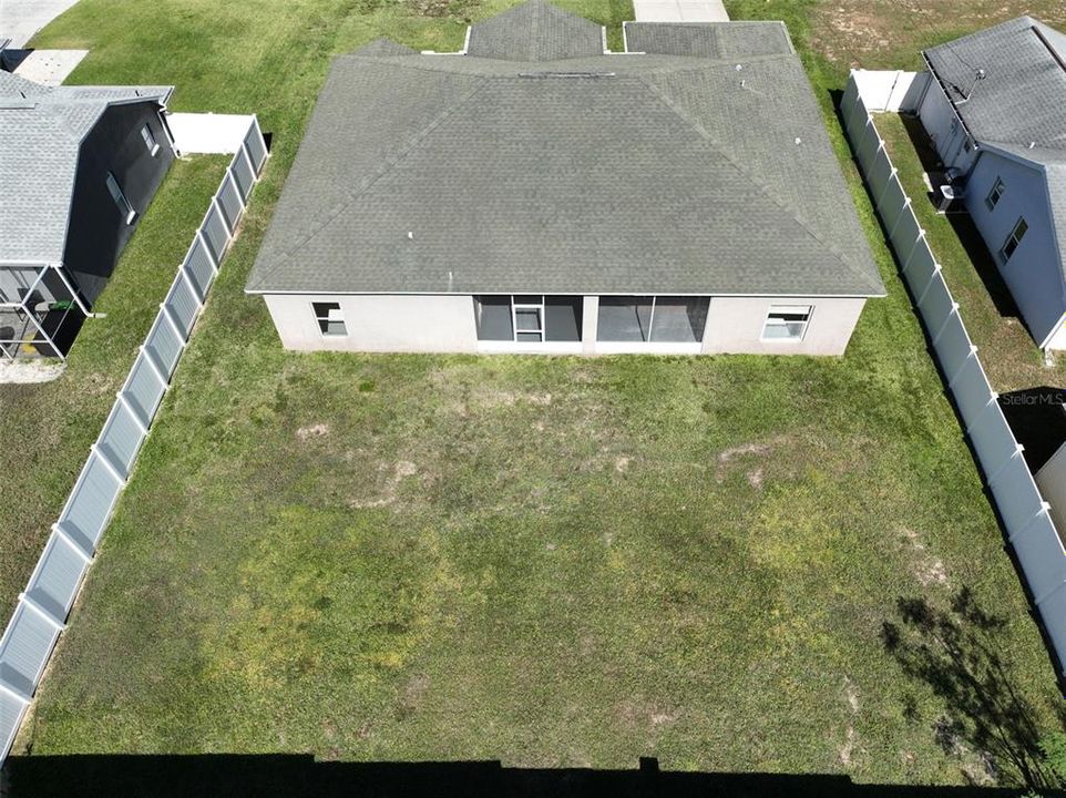 合同活跃: $369,900 (4 贝兹, 2 浴室, 2255 平方英尺)