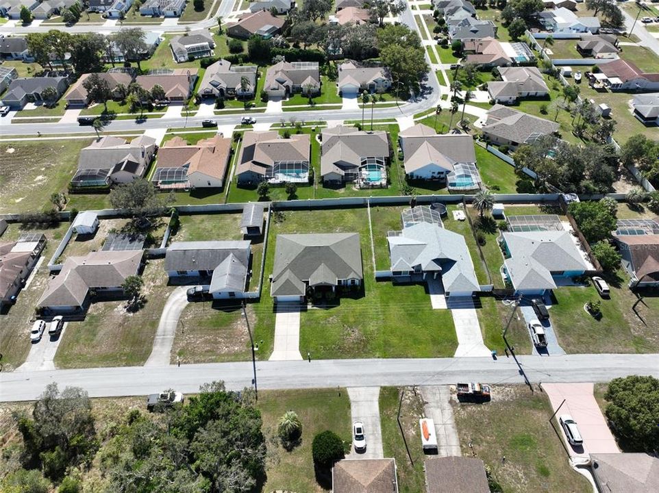 合同活跃: $369,900 (4 贝兹, 2 浴室, 2255 平方英尺)