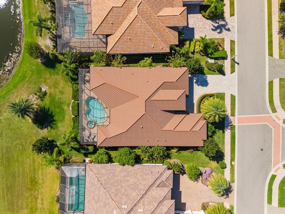 Под контрактом: $1,499,000 (3 спален, 3 ванн, 2852 Квадратных фут)