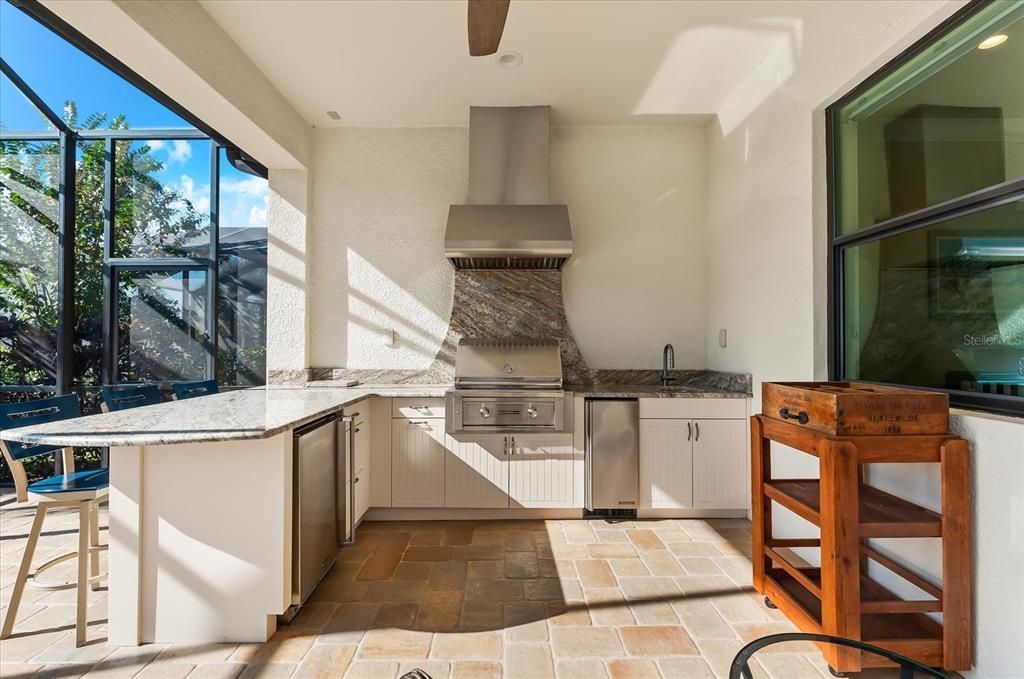 Под контрактом: $1,499,000 (3 спален, 3 ванн, 2852 Квадратных фут)