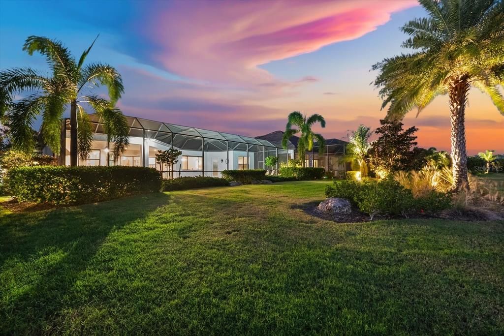 Под контрактом: $1,499,000 (3 спален, 3 ванн, 2852 Квадратных фут)