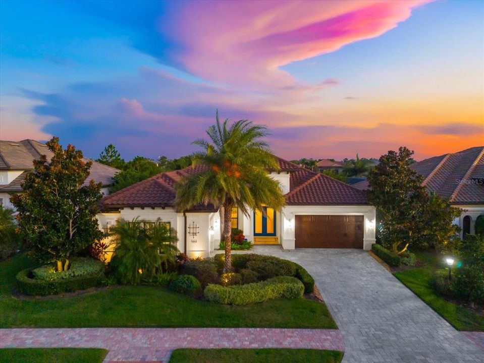 Под контрактом: $1,499,000 (3 спален, 3 ванн, 2852 Квадратных фут)