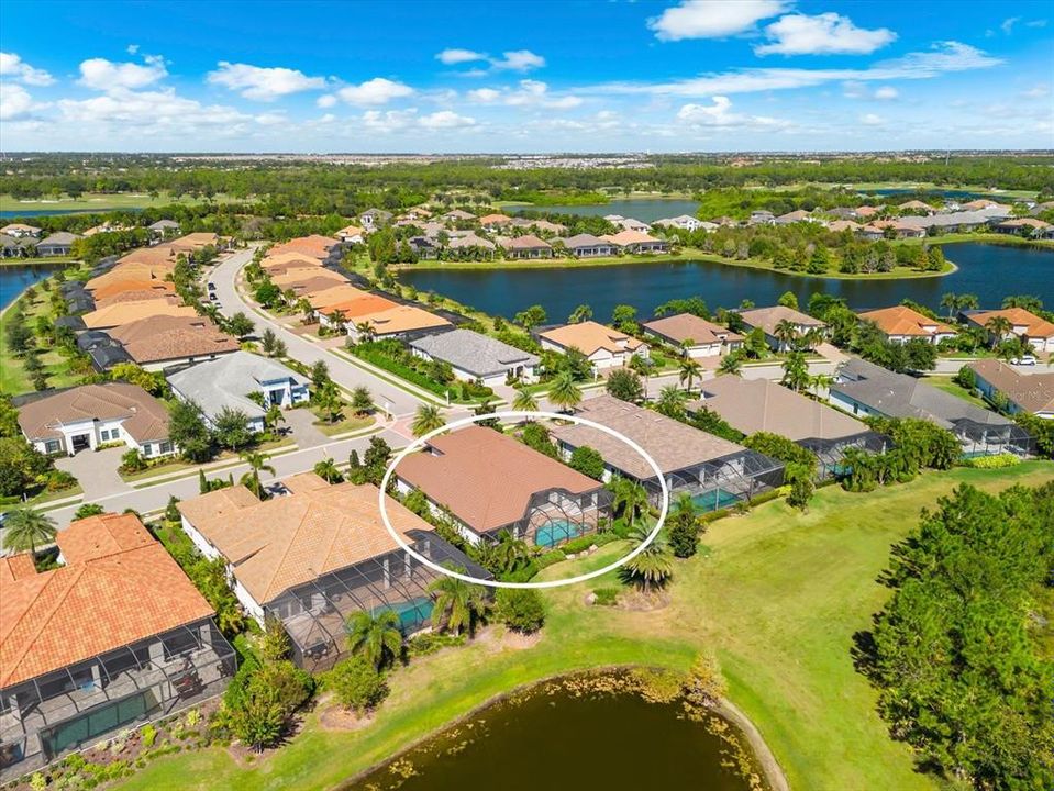 Под контрактом: $1,499,000 (3 спален, 3 ванн, 2852 Квадратных фут)