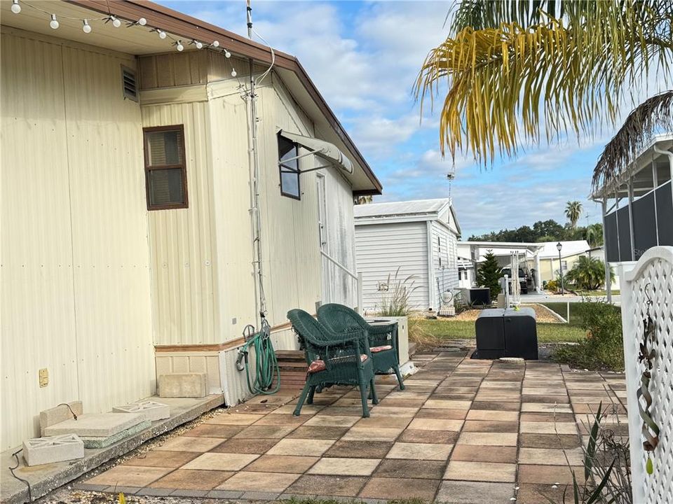 For Sale: $115,000 (2 beds, 1 baths, 680 Square Feet)