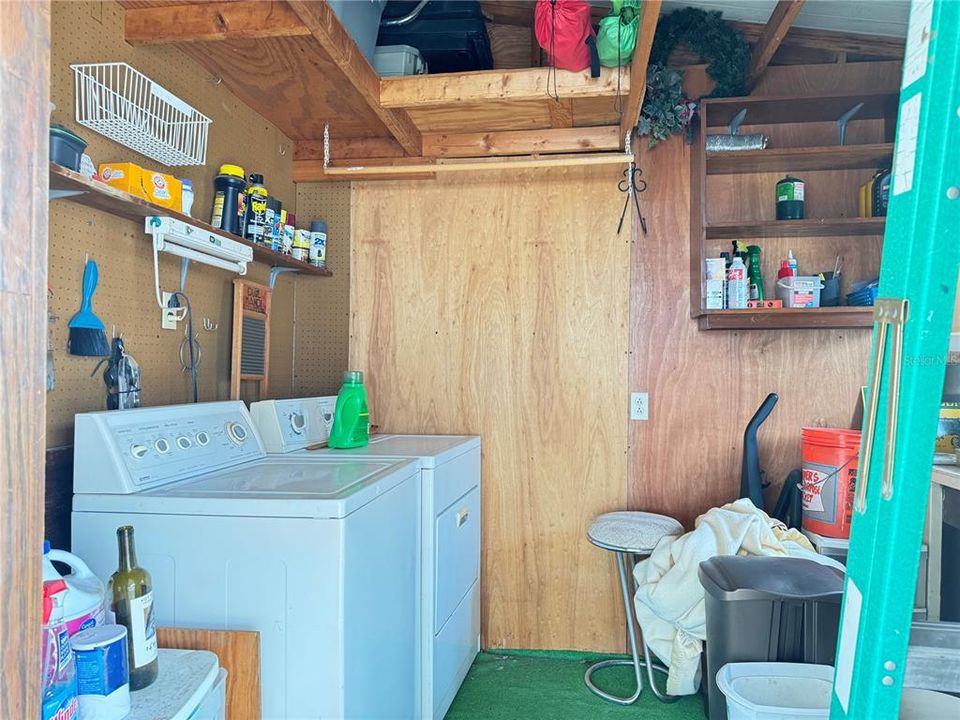 For Sale: $115,000 (2 beds, 1 baths, 680 Square Feet)