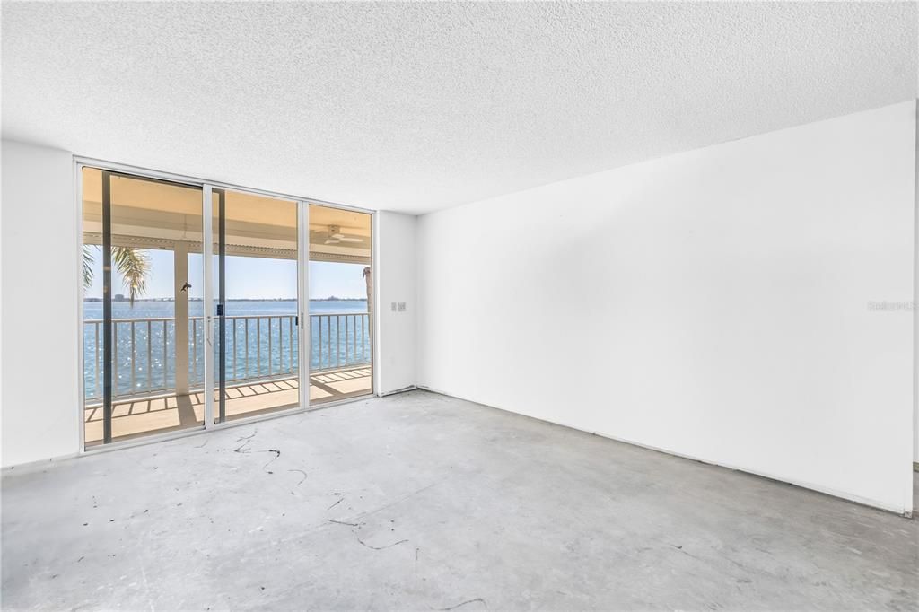 待售: $319,900 (2 贝兹, 2 浴室, 1255 平方英尺)