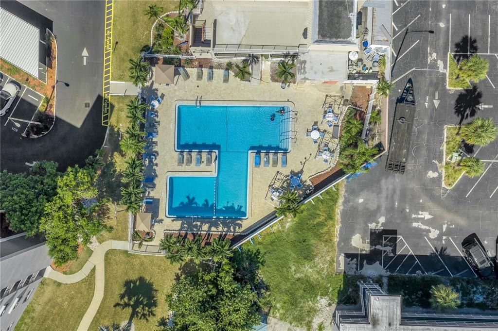 待售: $319,900 (2 贝兹, 2 浴室, 1255 平方英尺)