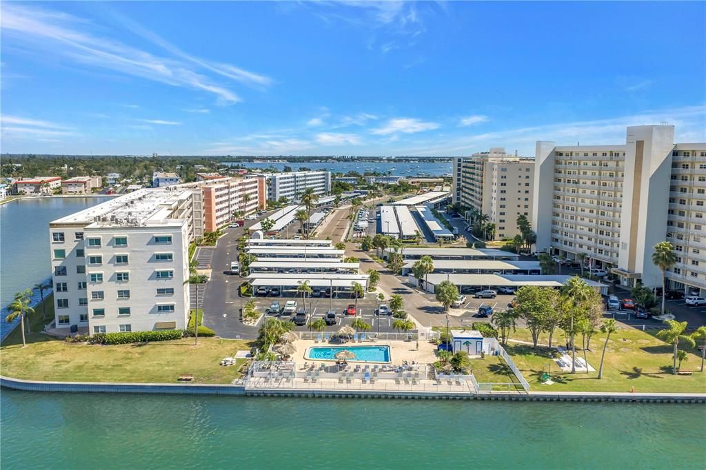 待售: $319,900 (2 贝兹, 2 浴室, 1255 平方英尺)