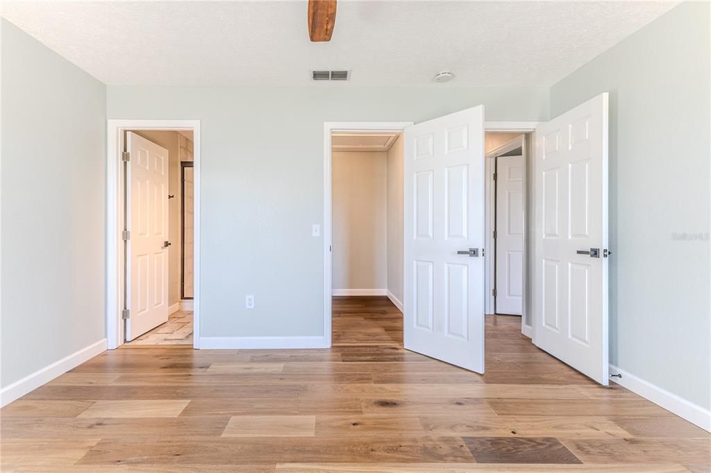 En Venta: $649,000 (2 camas, 2 baños, 1248 Pies cuadrados)