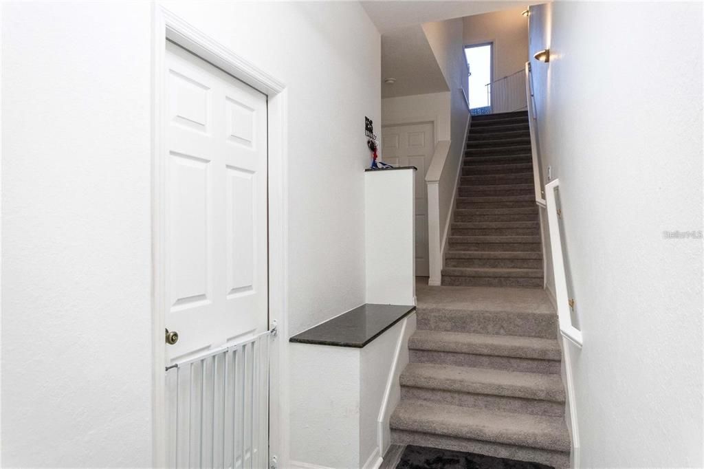 Active With Contract: $2,900 (4 beds, 3 baths, 2604 Square Feet)