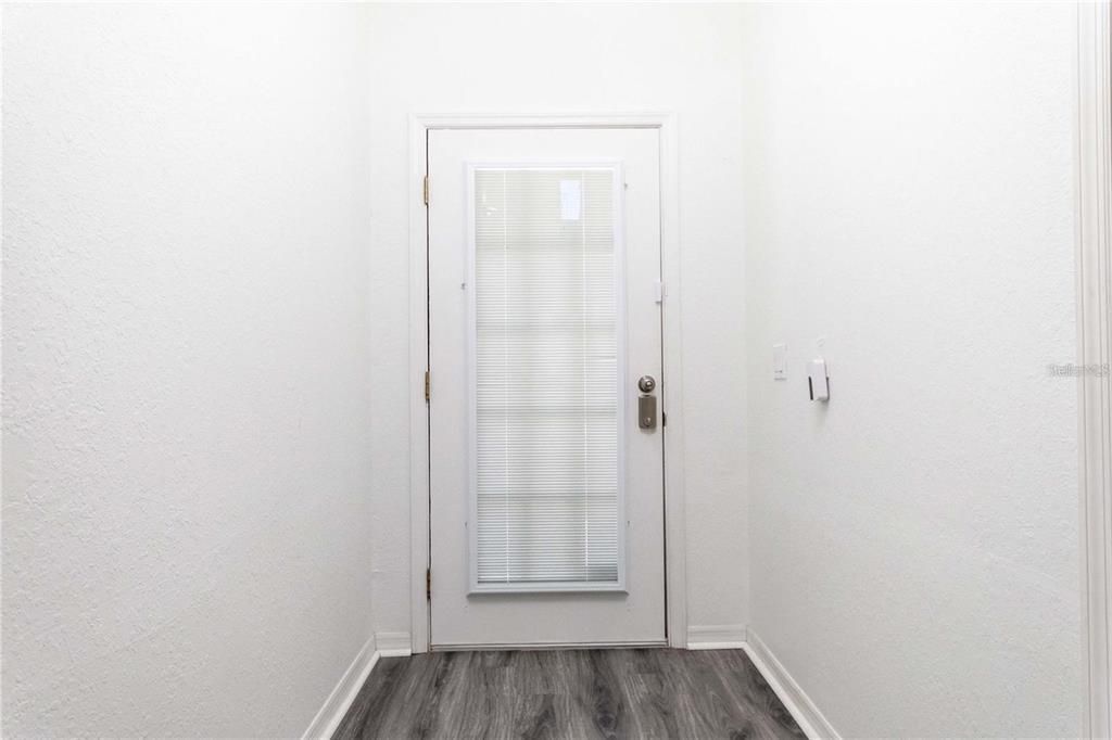 Active With Contract: $2,900 (4 beds, 3 baths, 2604 Square Feet)