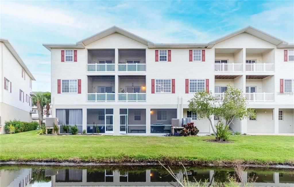 Active With Contract: $2,900 (4 beds, 3 baths, 2604 Square Feet)