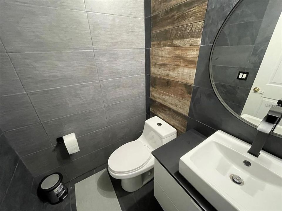 Active With Contract: $2,900 (4 beds, 3 baths, 2604 Square Feet)