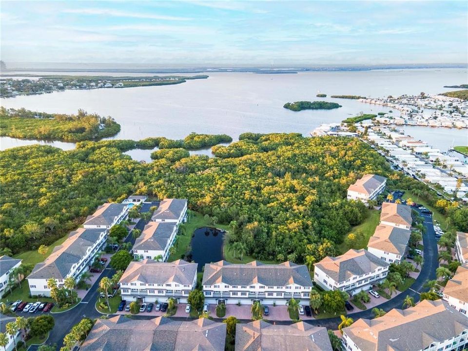 Active With Contract: $2,900 (4 beds, 3 baths, 2604 Square Feet)