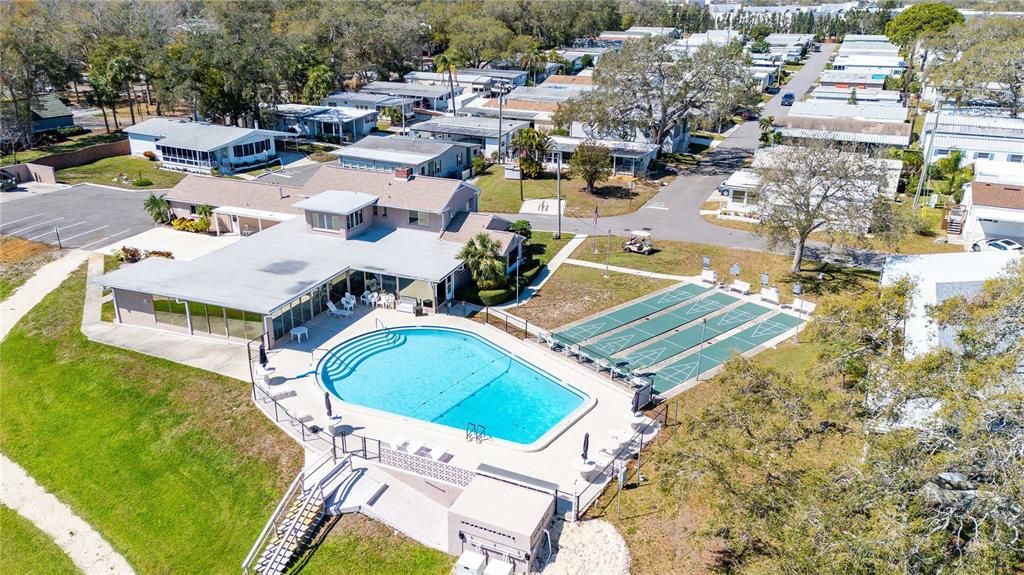 For Sale: $110,000 (2 beds, 1 baths, 768 Square Feet)