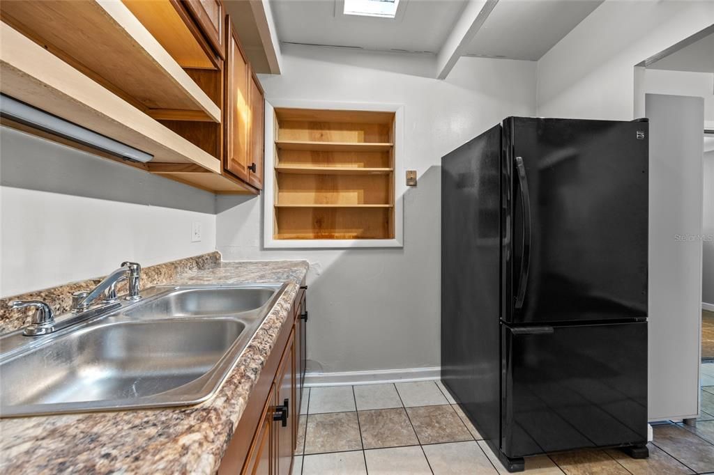 For Sale: $232,000 (4 beds, 1 baths, 1490 Square Feet)