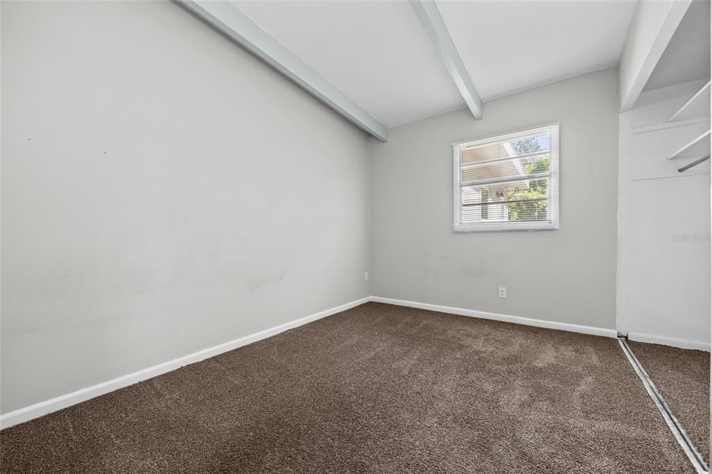 For Sale: $232,000 (4 beds, 1 baths, 1490 Square Feet)