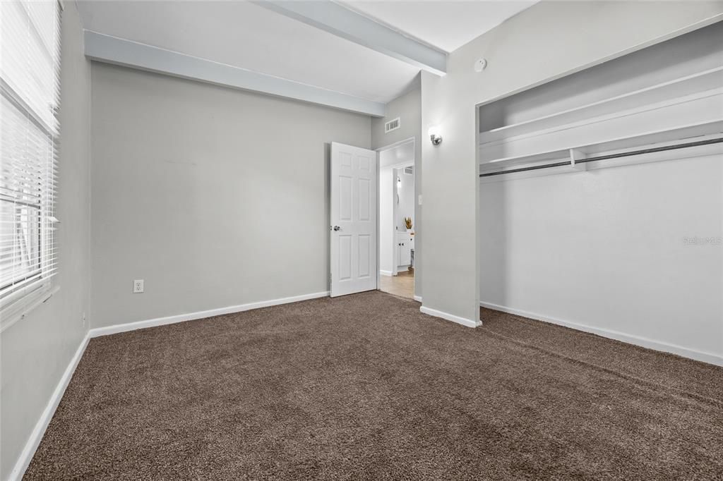 For Sale: $232,000 (4 beds, 1 baths, 1490 Square Feet)