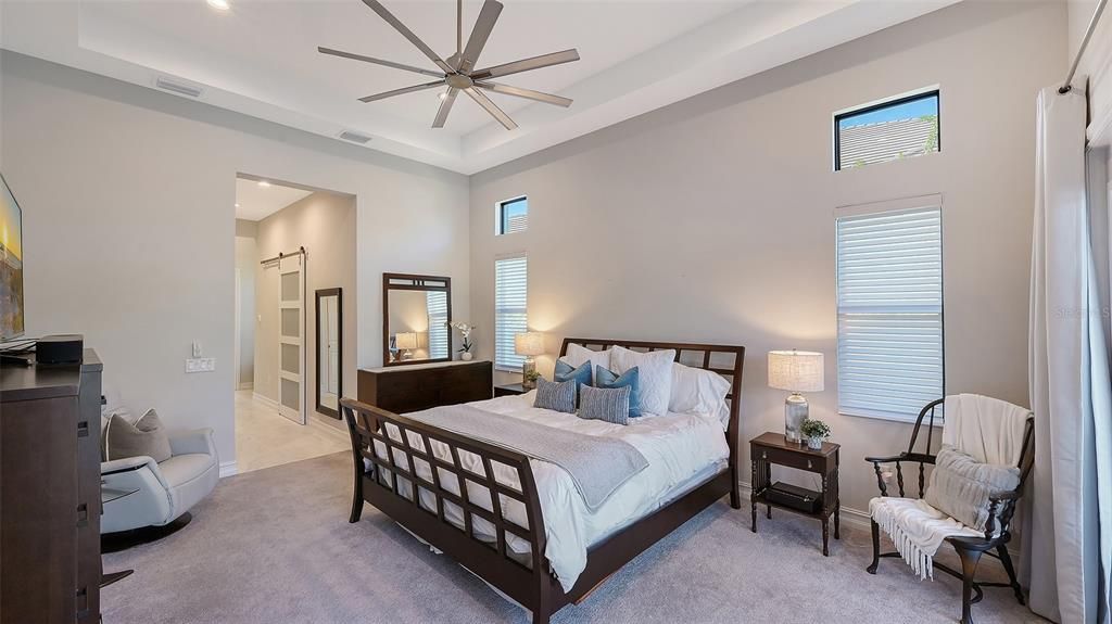 En Venta: $2,250,000 (3 camas, 4 baños, 3578 Pies cuadrados)