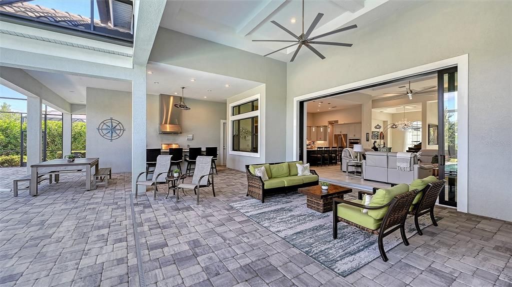 En Venta: $2,250,000 (3 camas, 4 baños, 3578 Pies cuadrados)