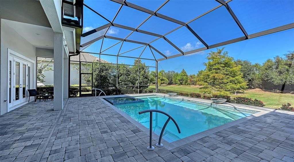 En Venta: $2,250,000 (3 camas, 4 baños, 3578 Pies cuadrados)