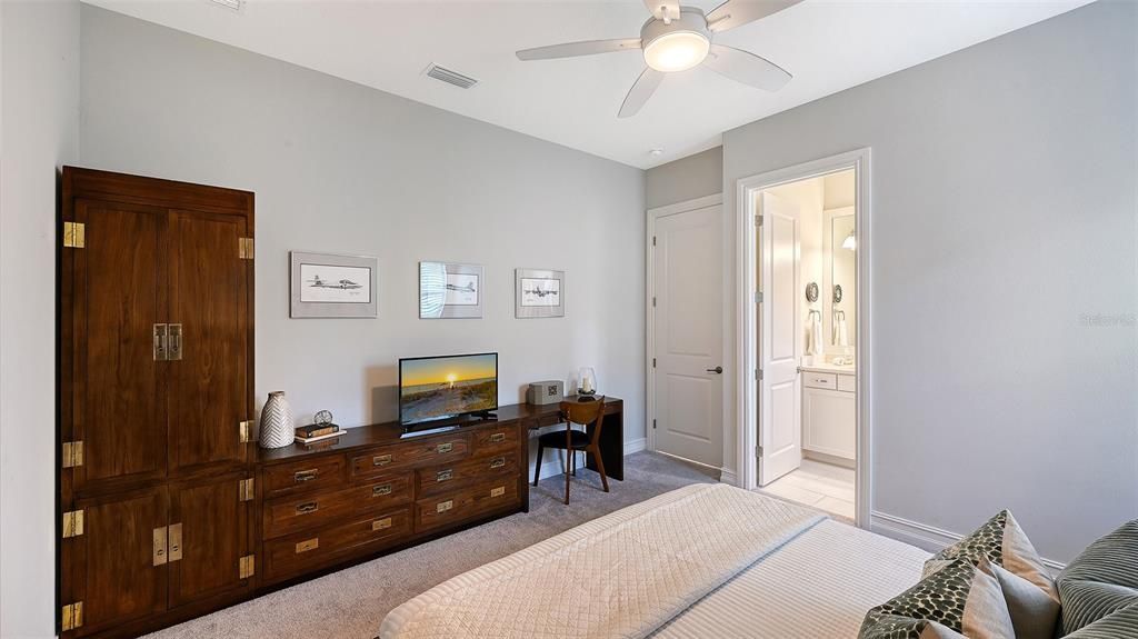 En Venta: $2,250,000 (3 camas, 4 baños, 3578 Pies cuadrados)