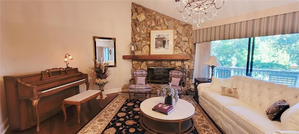 На продажу: $499,500 (3 спален, 3 ванн, 2146 Квадратных фут)