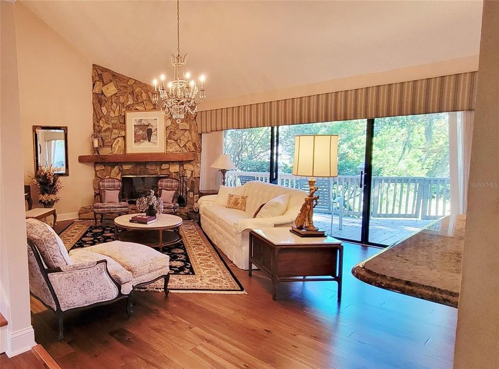 На продажу: $499,500 (3 спален, 3 ванн, 2146 Квадратных фут)