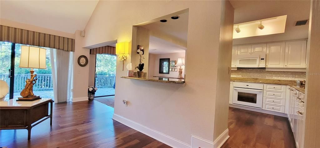 На продажу: $499,500 (3 спален, 3 ванн, 2146 Квадратных фут)