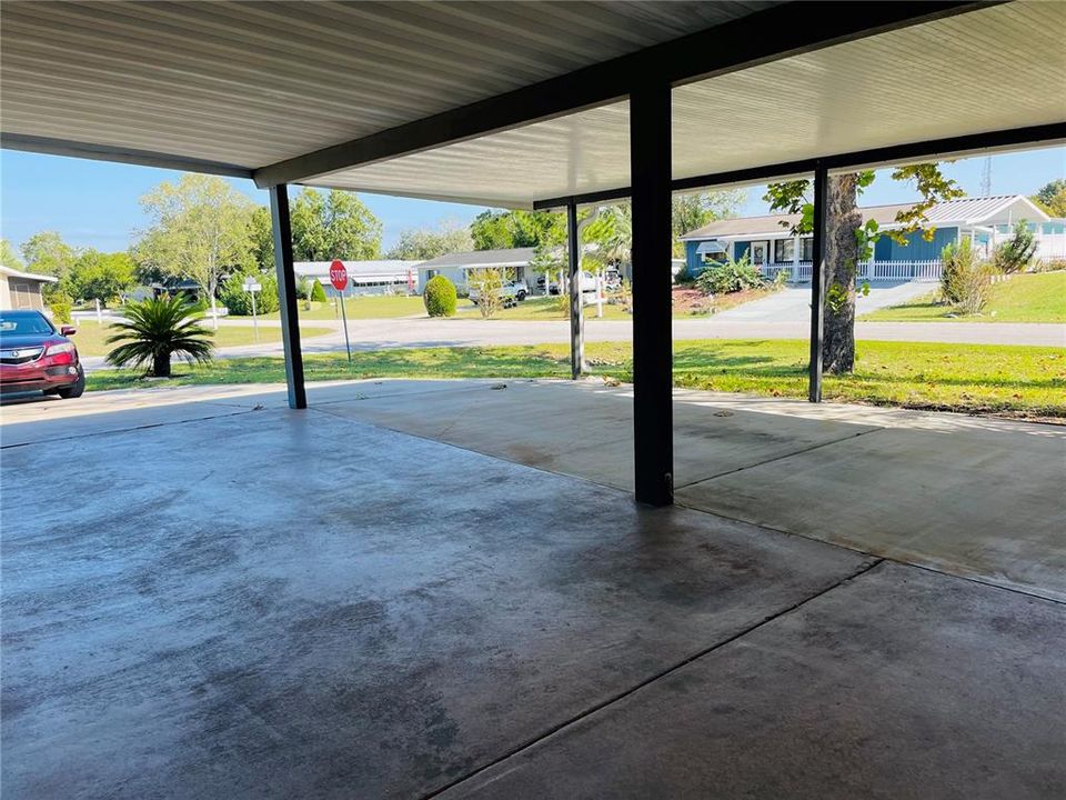 待售: $127,000 (2 贝兹, 1 浴室, 864 平方英尺)