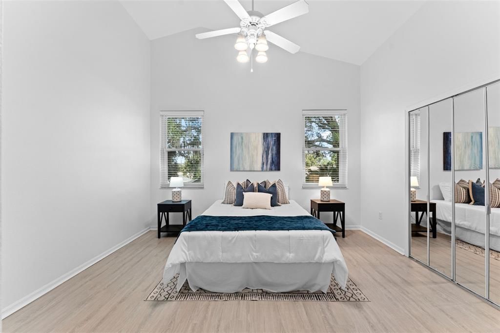 待售: $318,900 (2 贝兹, 2 浴室, 1256 平方英尺)