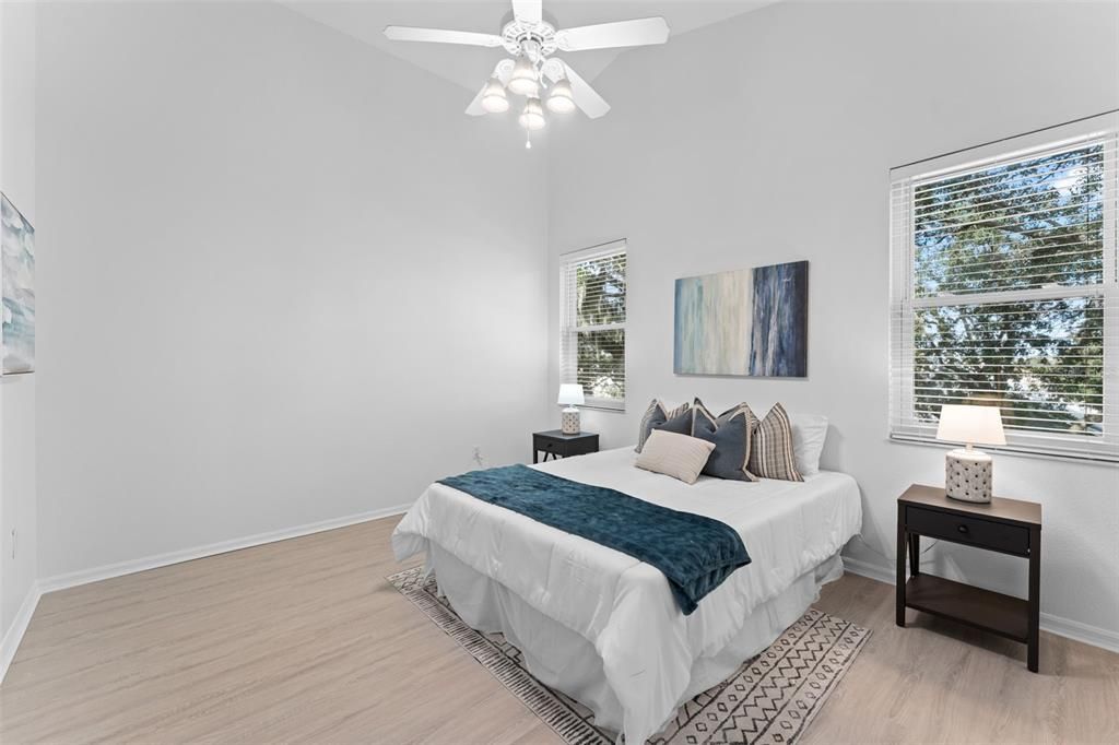 待售: $318,900 (2 贝兹, 2 浴室, 1256 平方英尺)