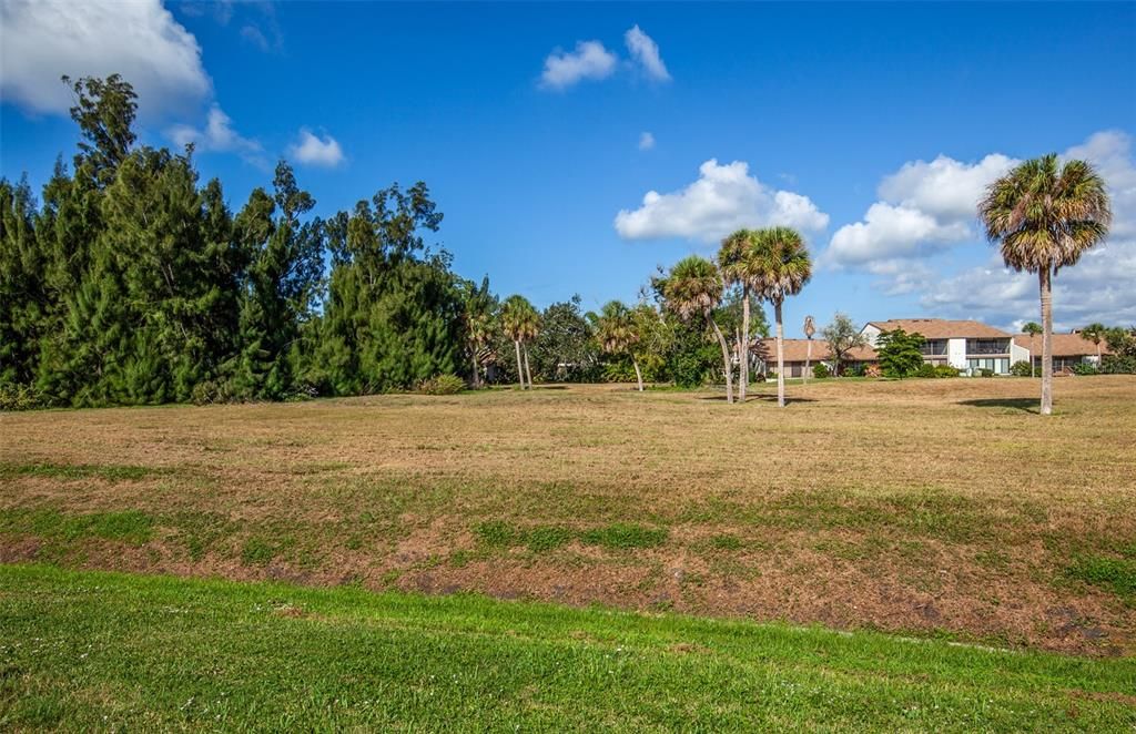 待售: $240,000 (2 贝兹, 2 浴室, 1092 平方英尺)